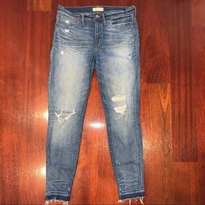 Madewell 9” High-Rise Distressed Skinny Jeans sz30